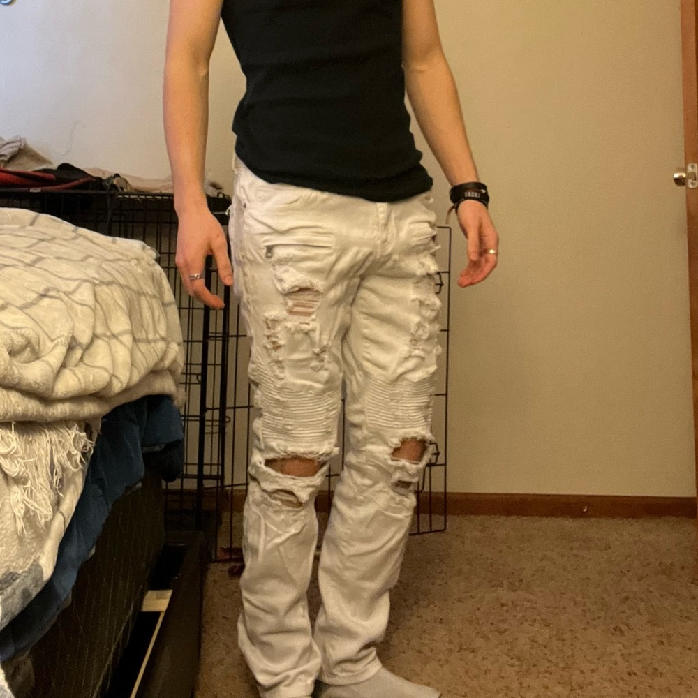 Rue 21 32x32 white jeans
